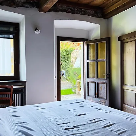 Robin's Nest Guest house *