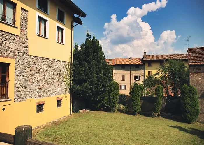 게스트하우스 Robin's Nest 3*